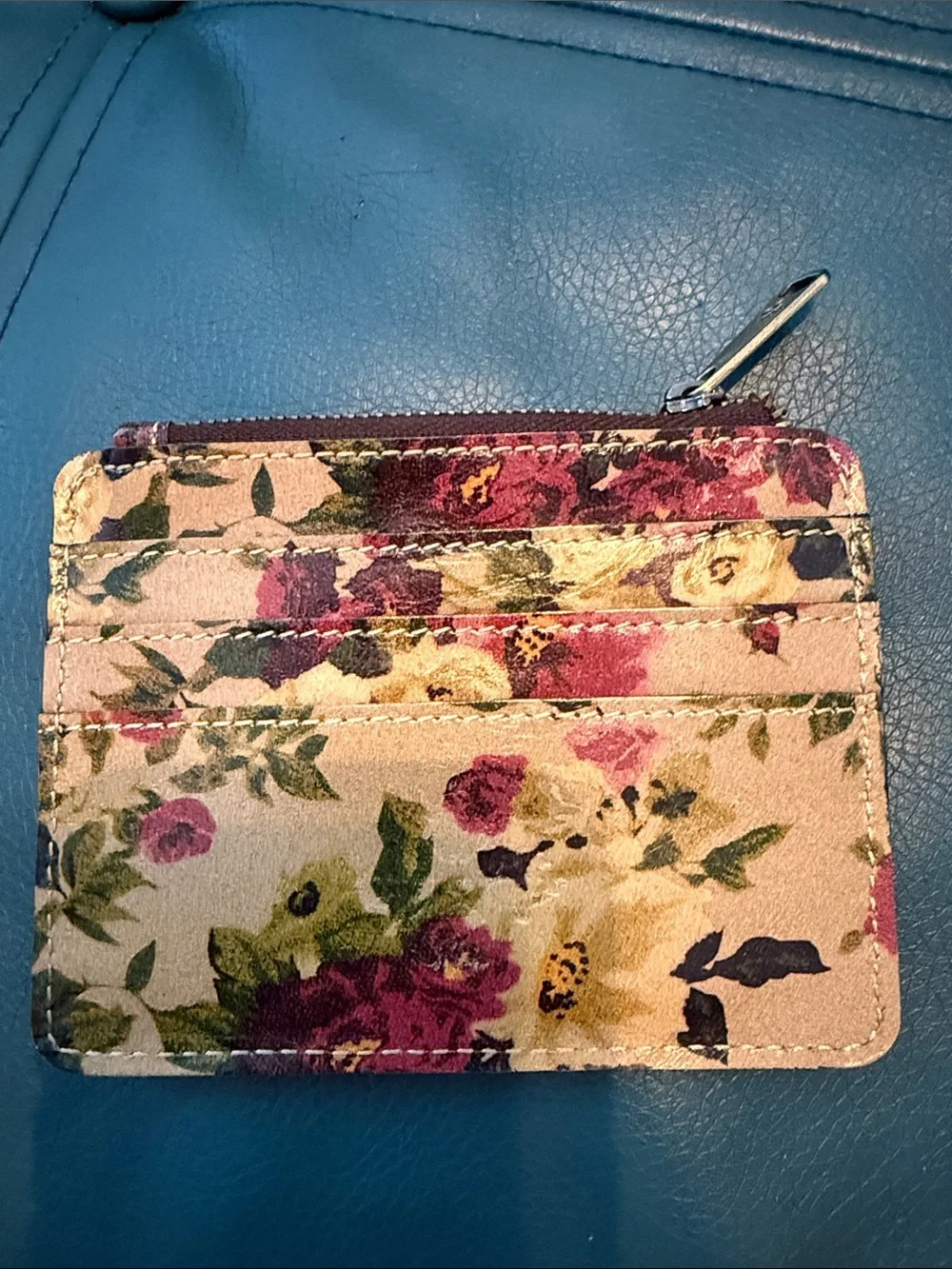 N/A small leather